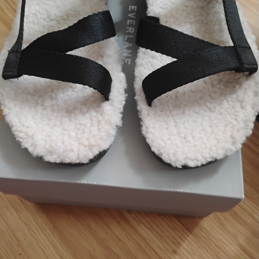 Everlane Sport Sandal - Picture 4 of 7